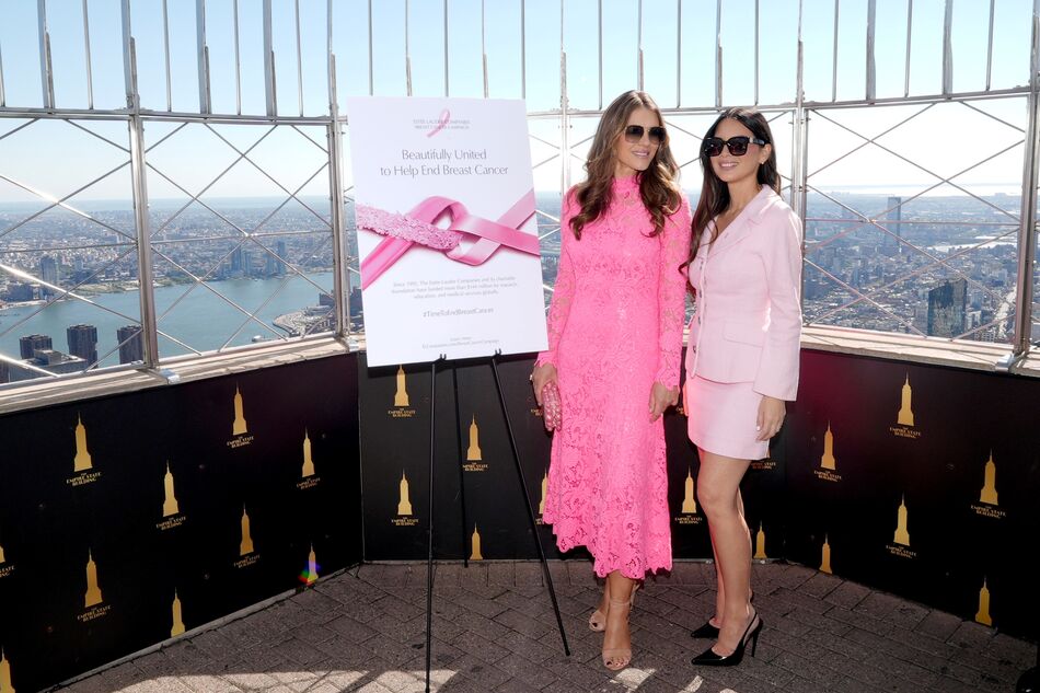 Elizabeth Hurley and Olivia Munn on the 86th Floor Observatory